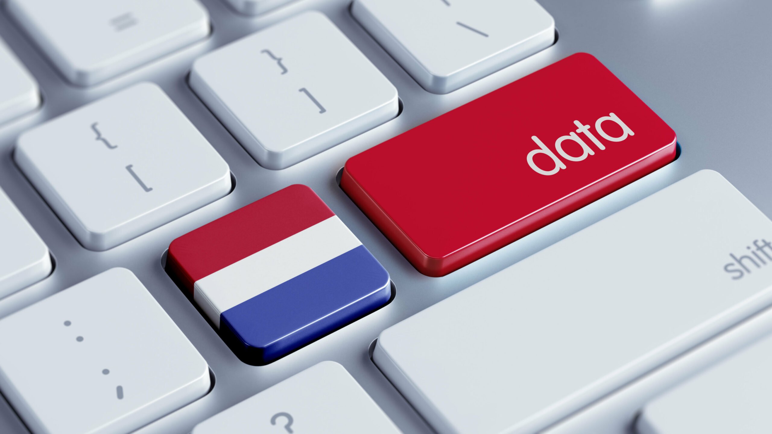 Dutch court suspends metadata surveillance law over privacy