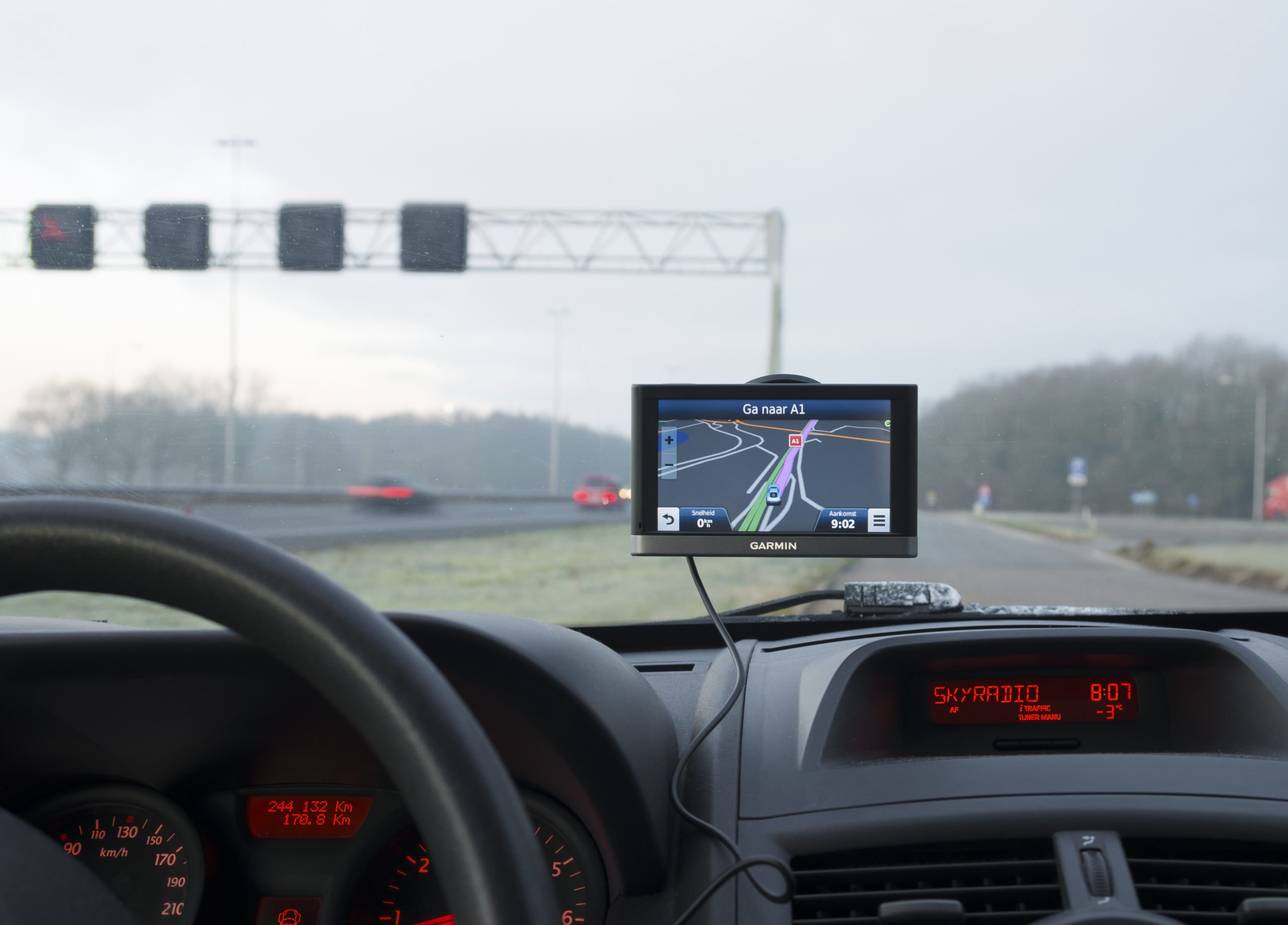 HERE, a battle has begun: A look behind the scenes of the bidding war for location-based services