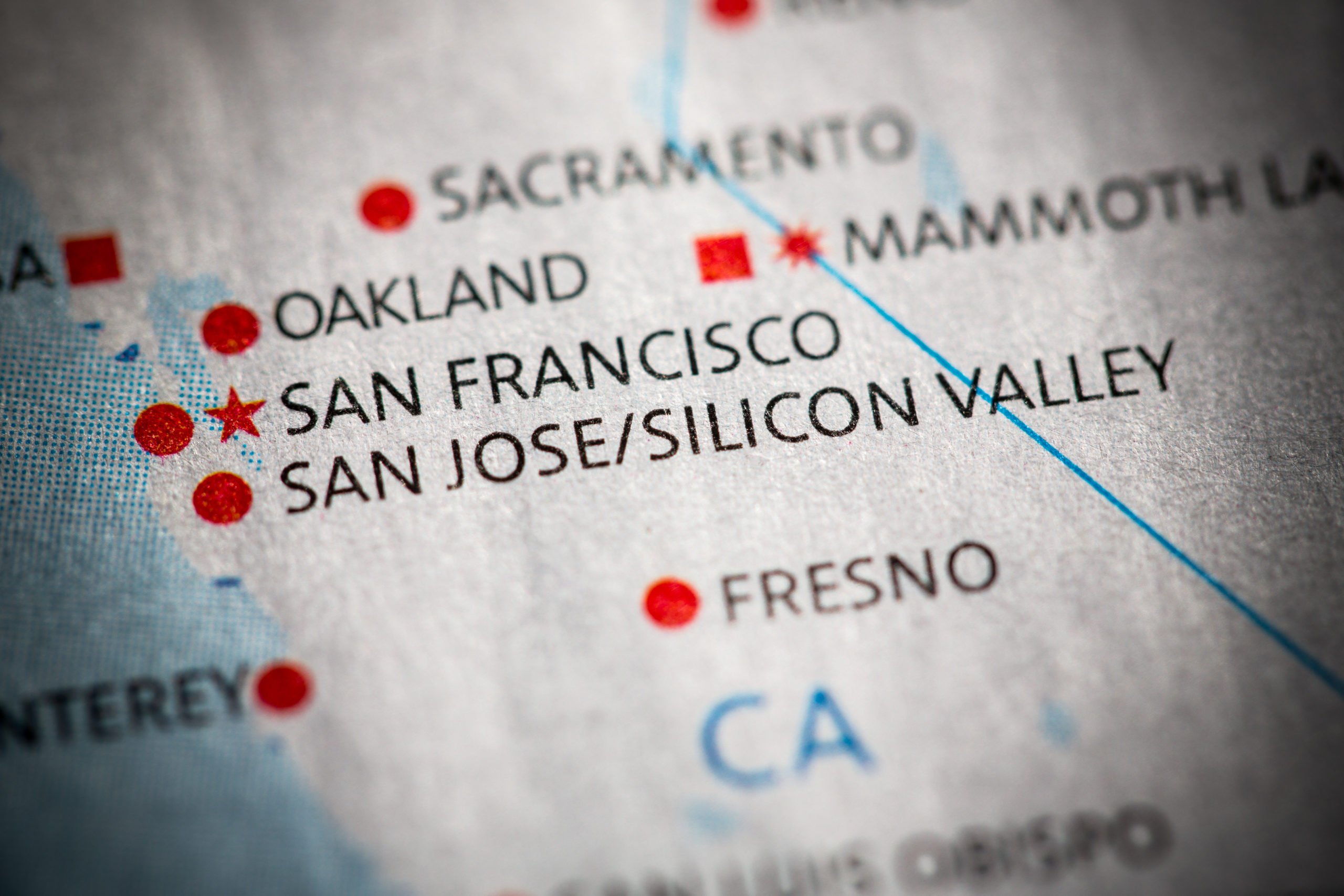 European startups shouldn't obsess over Silicon Valley, says former Google exec and DARPA chief