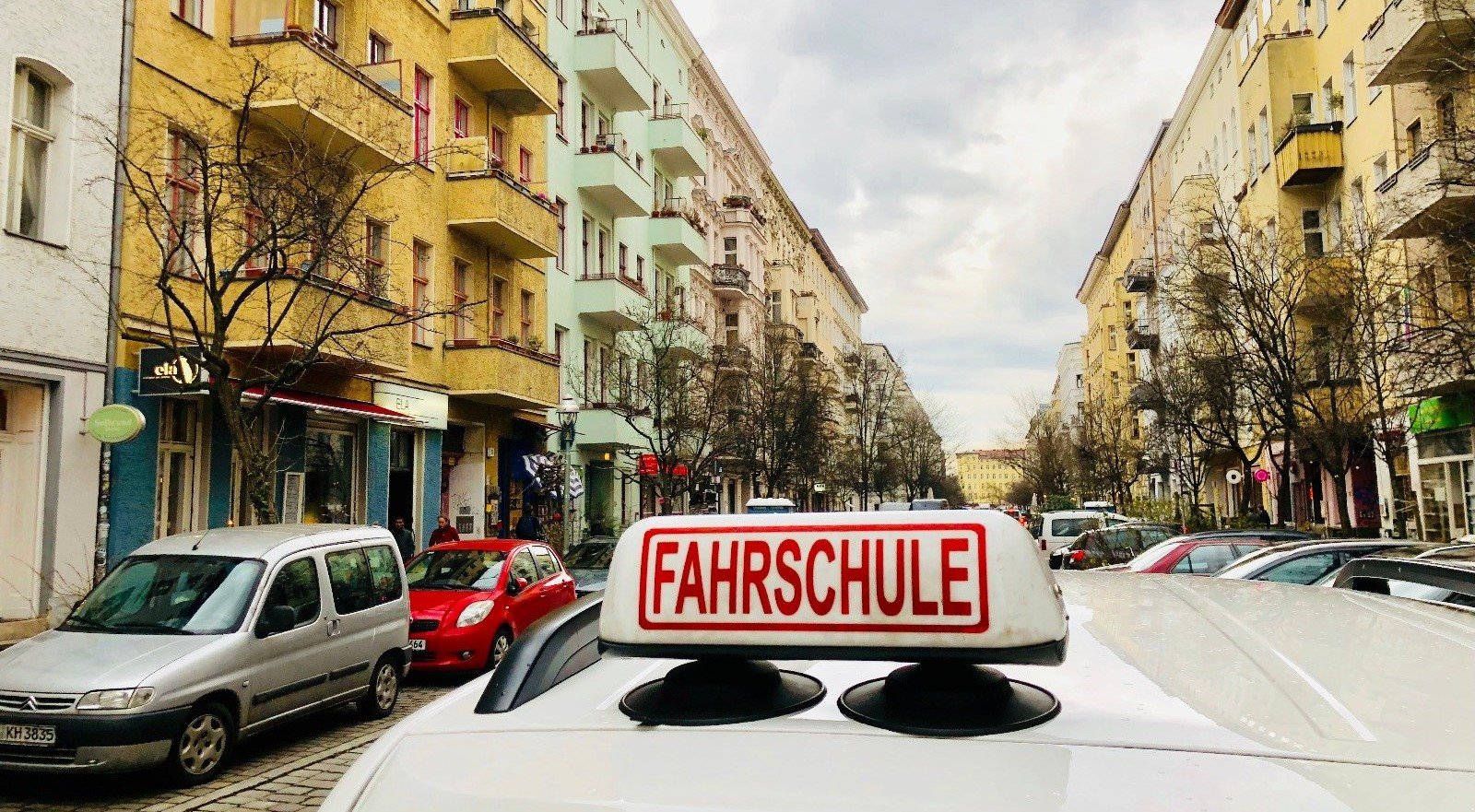 Belgian-founded startup ClickClickDrive raises $1 million for its driving school management software
