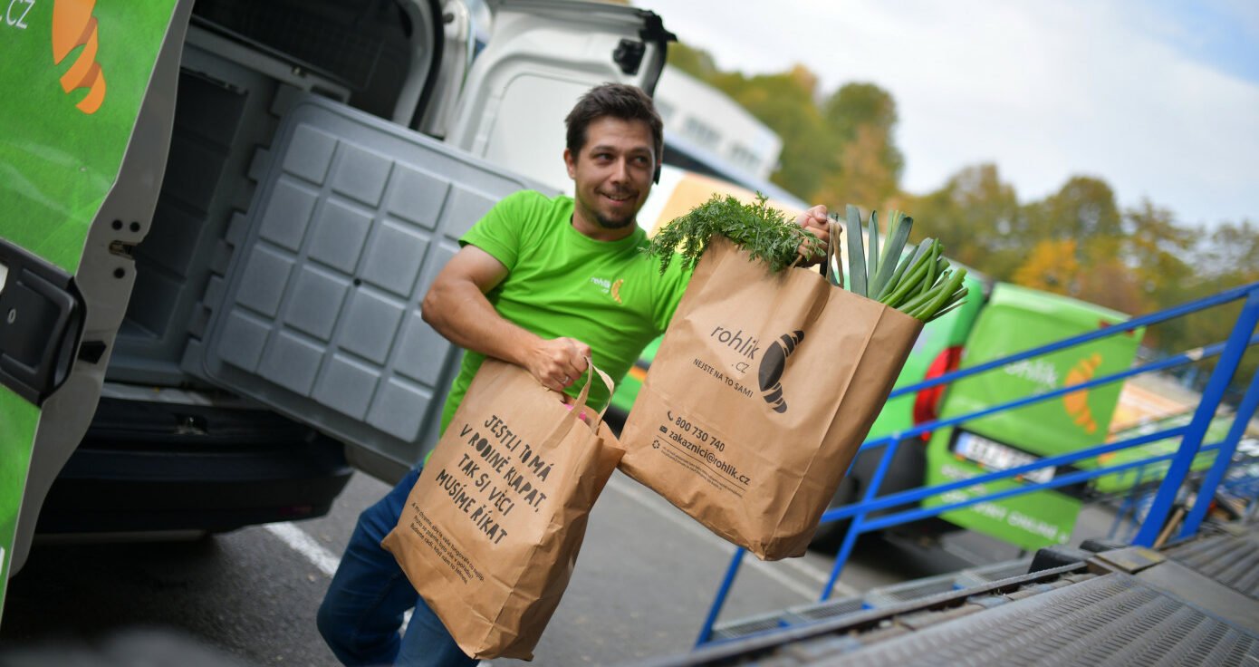 Grocery delivery startup Rohlik raises €100 million at a unicorn valuation