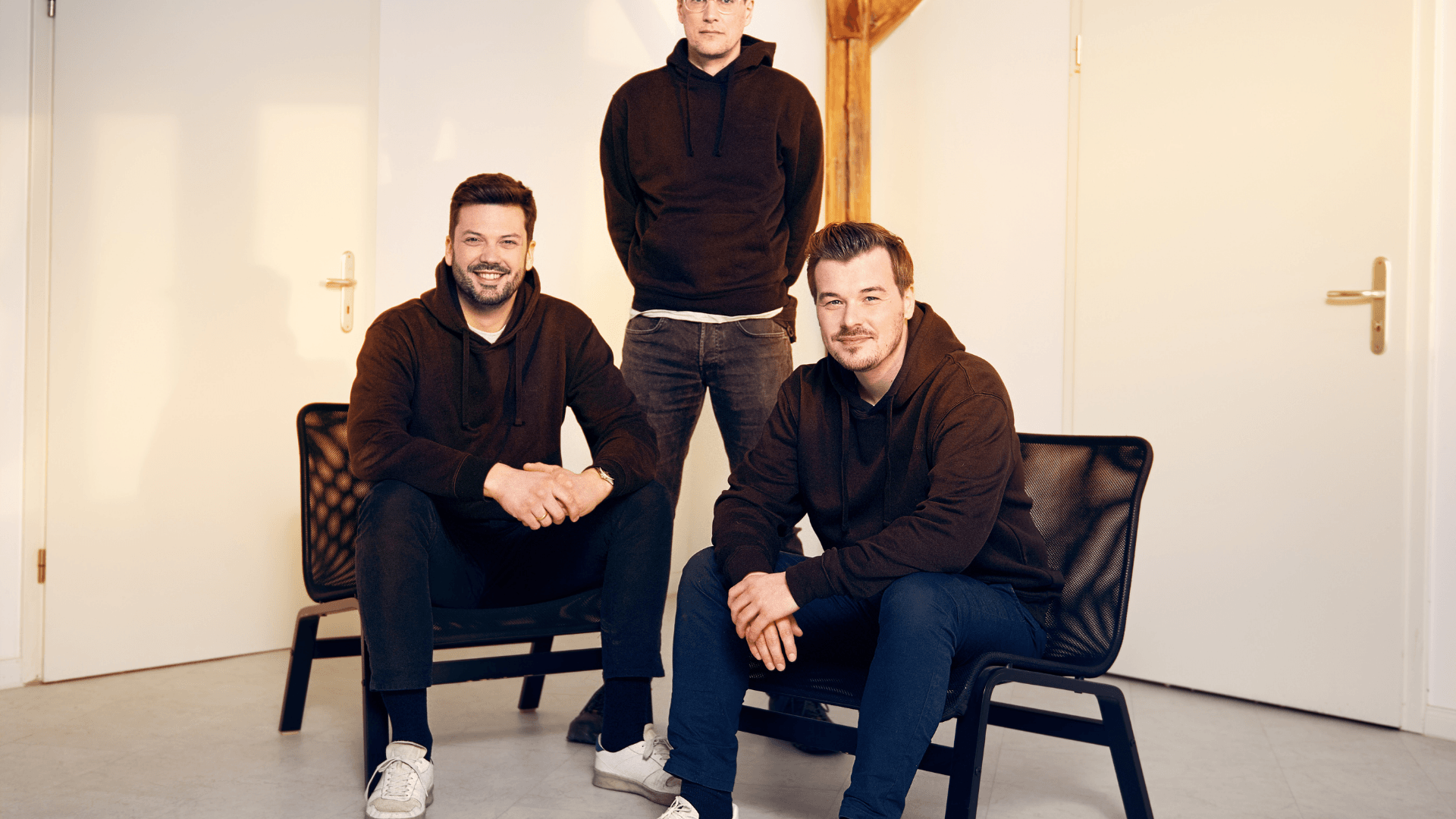 Berlin re-commerce startup wraps up €5 million to fuel fashion resale