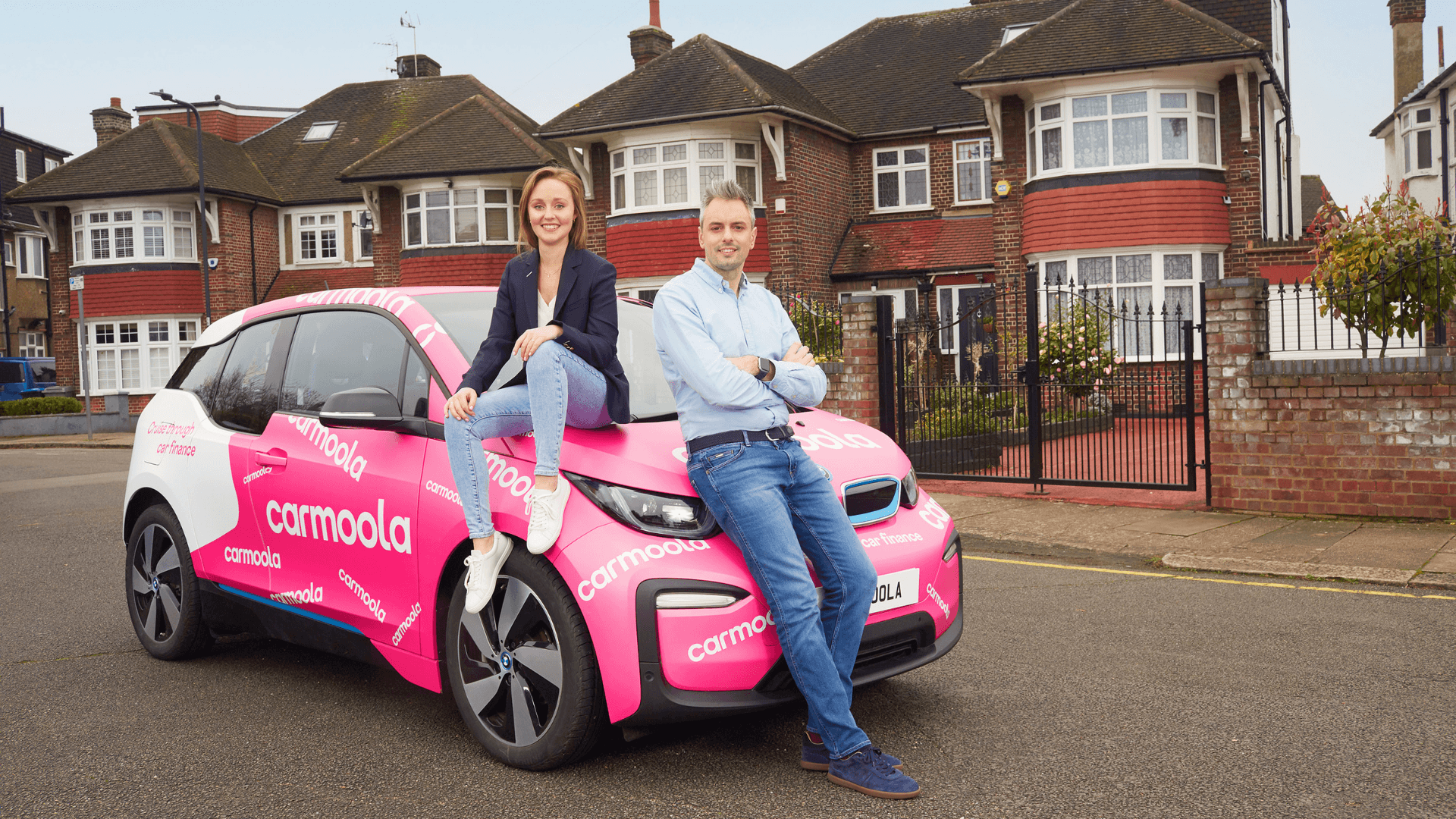 Where's Jaguar Land Rover investing? Carmoola brings in big moolah of £27 million to revamp car financing