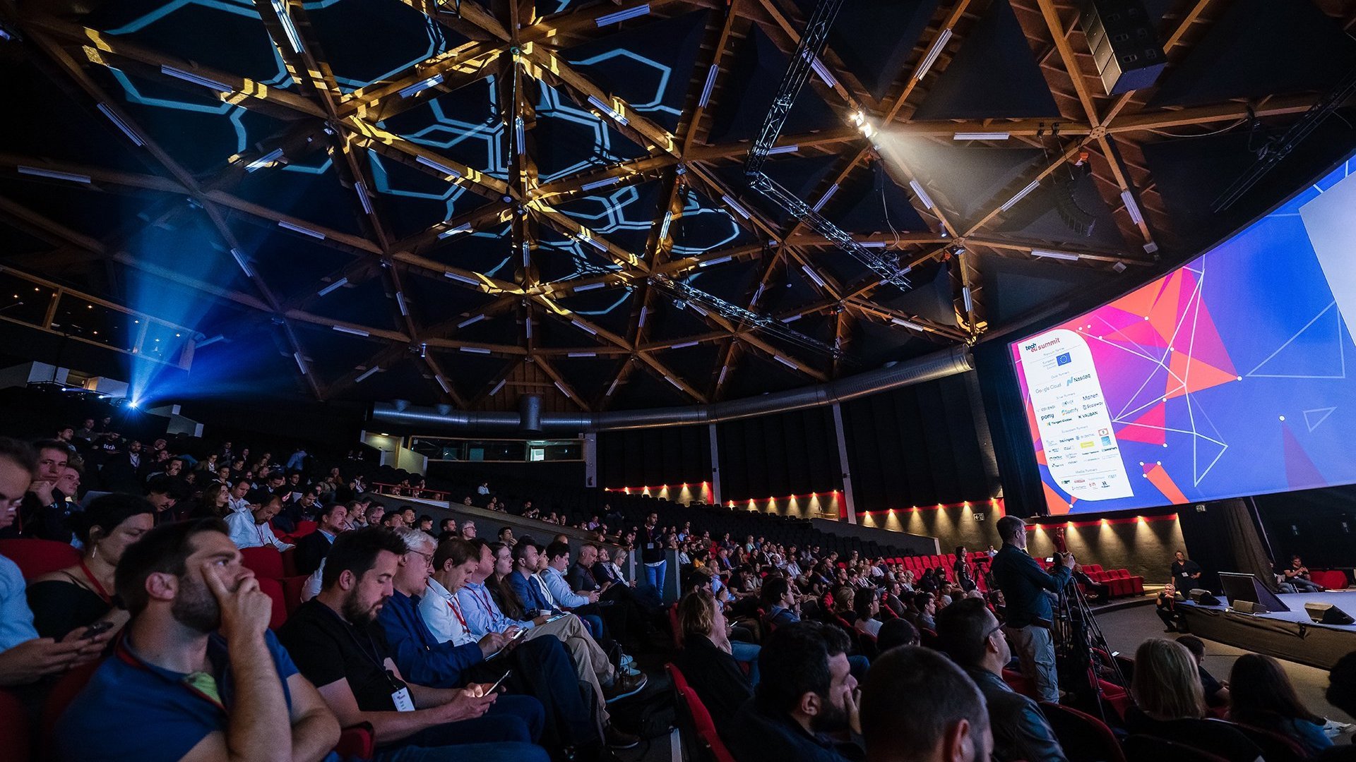 Tech.eu Summit - Best practices on scaling up tech businesses (featuring experts from GoStudent, Solarisbank and Showpad)