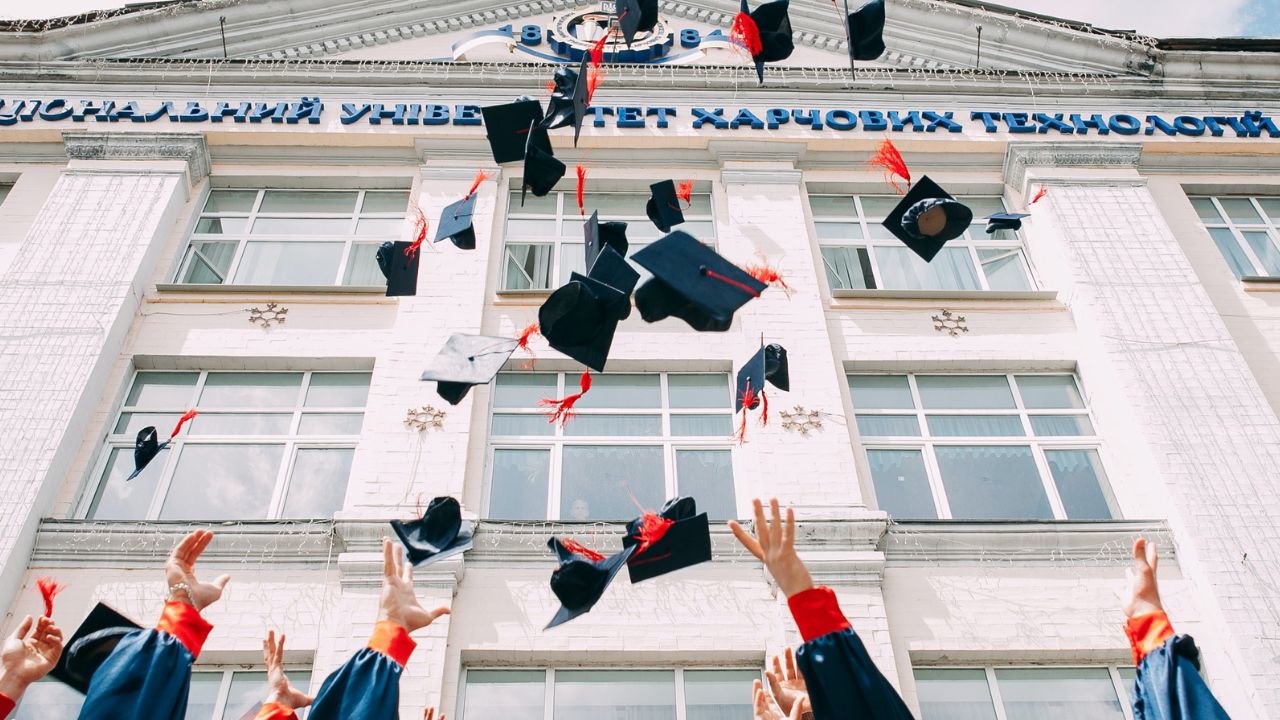 Serpertine Ventures backs $8.3 million round for Swiss tuition platform evulpo