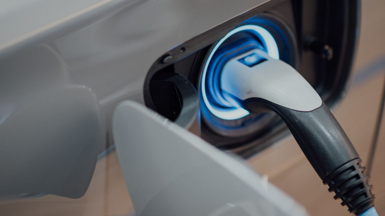 UK EV charging network has expanded by 30% in last 12 months, according to new data