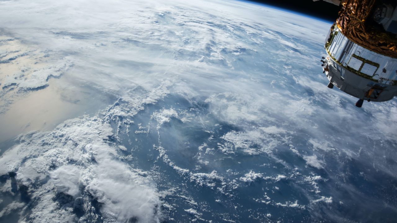 UK government unveils space tech initiative