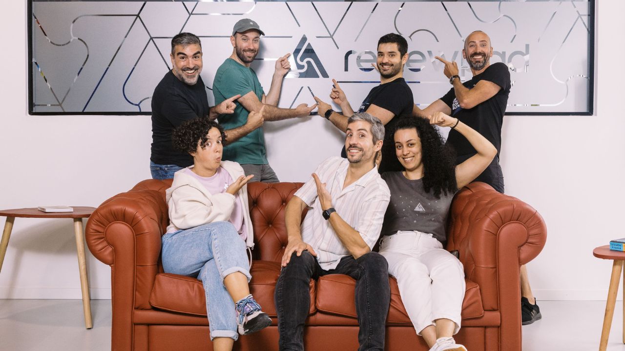 Reviewpad raises €1 million to improve the code review process for developers