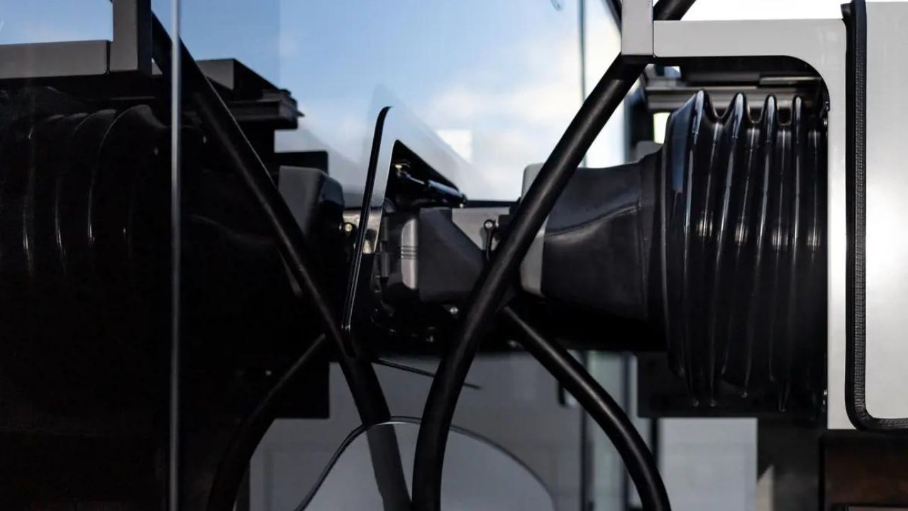 Rocsys refuels with €33 million to bring autonomous charging to EV charge points