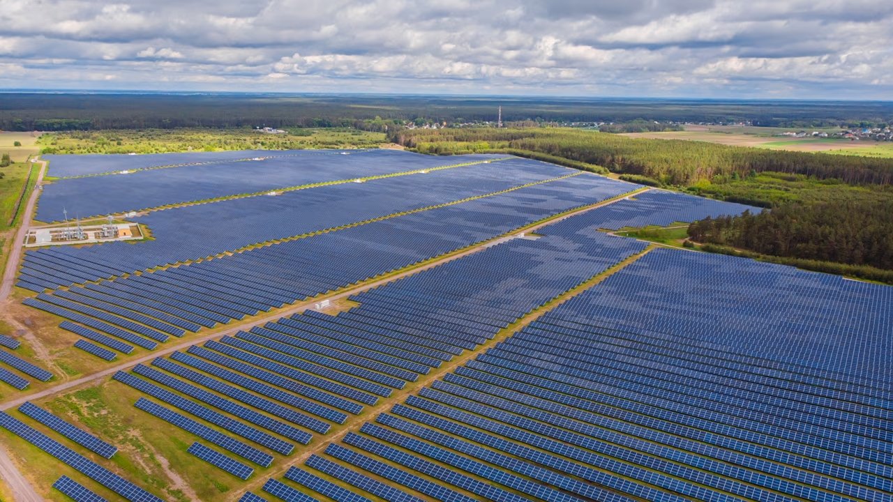 feld.energy's dual-use solution: agriculture and solar energy generation raises  €1.7M Pre-Seed