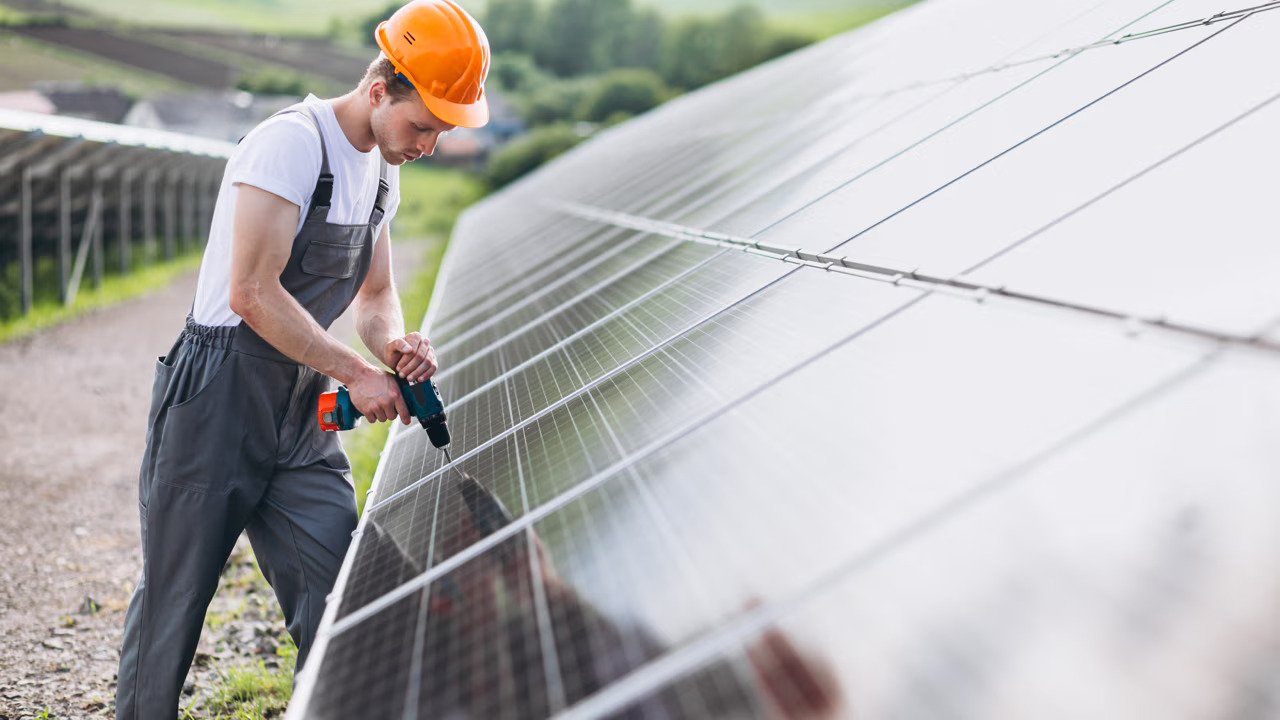 Norwegian startup Installer raises $4M for the Shopify of the renewable asset supply chain