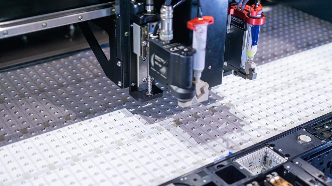 Dutch startup TracXon raises €4.75M to scale printed electronics and challenge PCB dominance