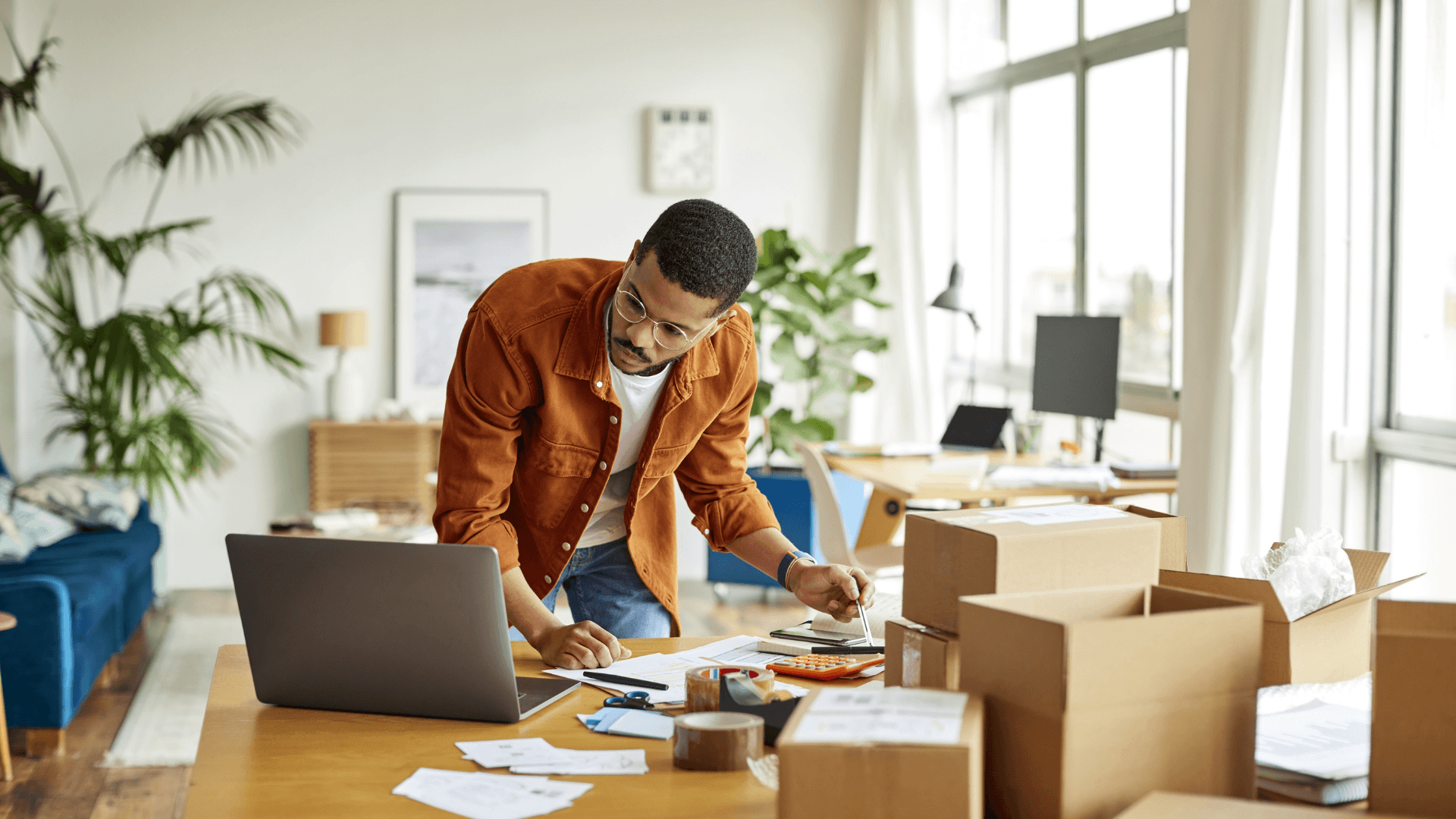 Must-know strategies and real-world examples for small businesses using AI