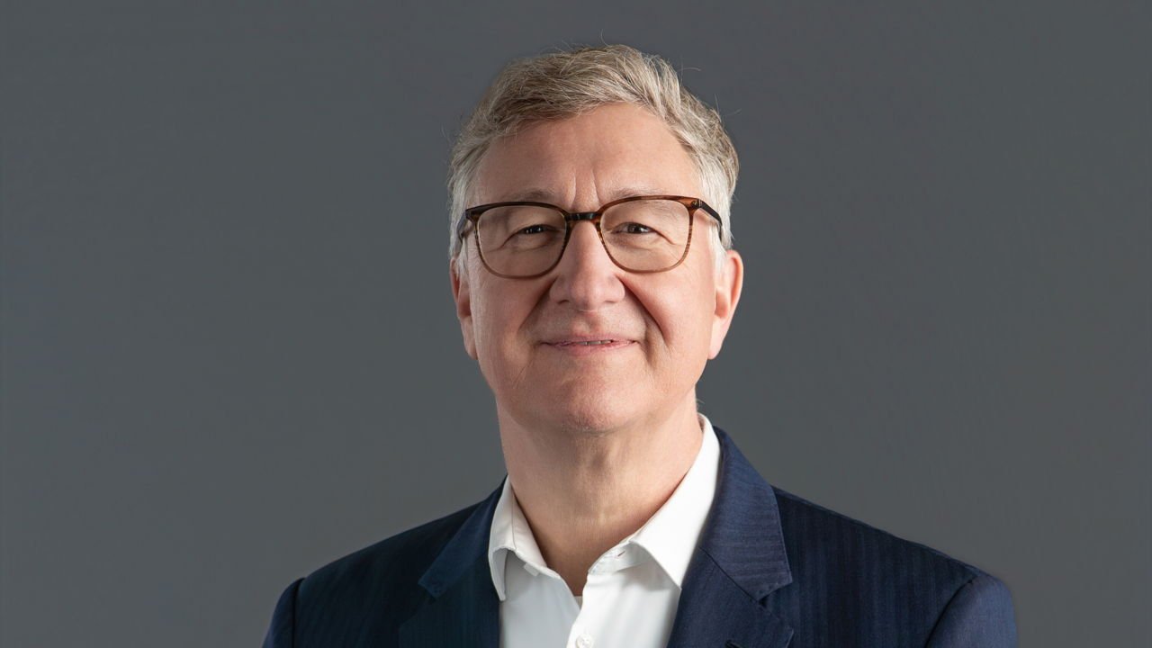“Huge wave coming over financial services industry,” says boss of “Europe’s first AI-native bank”