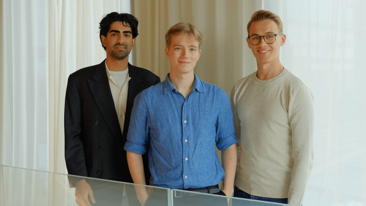 Swedish AI browser Strawberry takes on US AI heavy hitters as comes out of beta